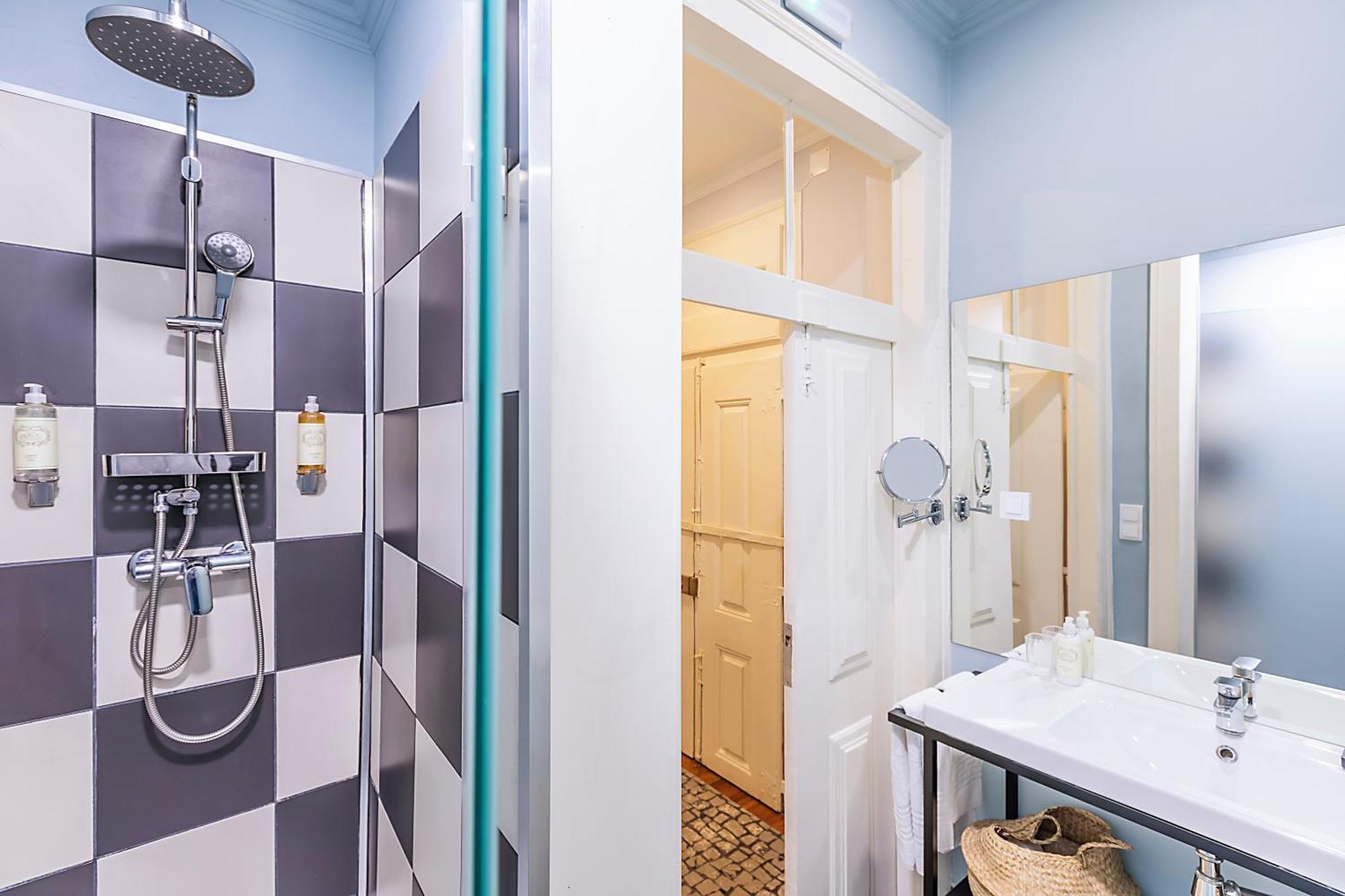 Lr Guest House Lisboa المظهر الخارجي الصورة